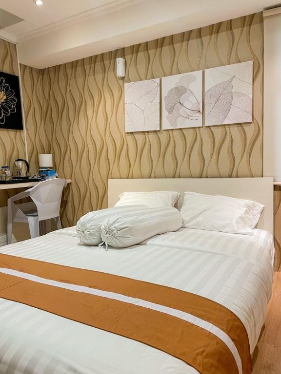 Comfy Studio Apartment (1 bedroom) near Airport. Apartment in Jakarta