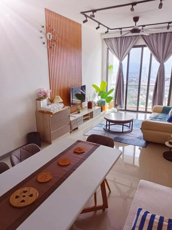 Aishiteru Homestay@3R2B@Netflix Apartment in Petaling Jaya
