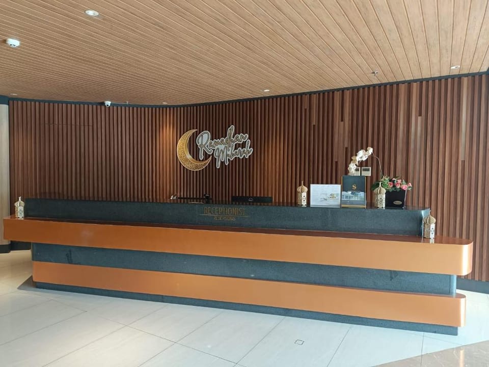Skysuites Service Apartment Apartment in Surabaya