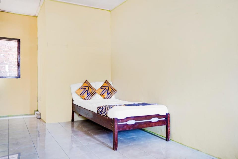 OYO Life 90701 Kost Syariah Deris Hotel in West Java