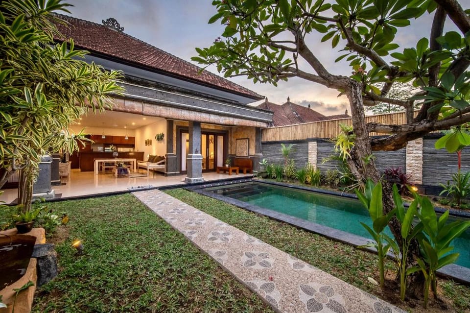 Bens Tunjung Villa 2 Bedroom Private  Pool Kuta Villa in North Kuta