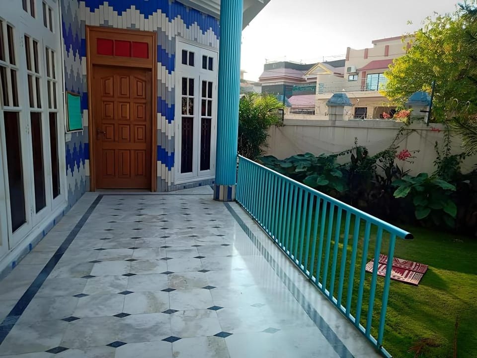 Shahi Palace Guest House Hotel in Punjab