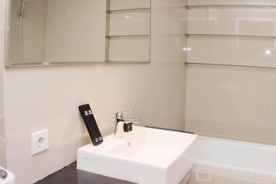 Nice and Comfy Studio Azalea Suites By Travelio Apartment in West Java