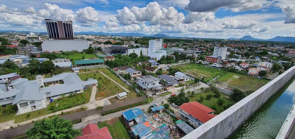 Kuching Kozi Square 2paxs 7D Apartment in Kuching