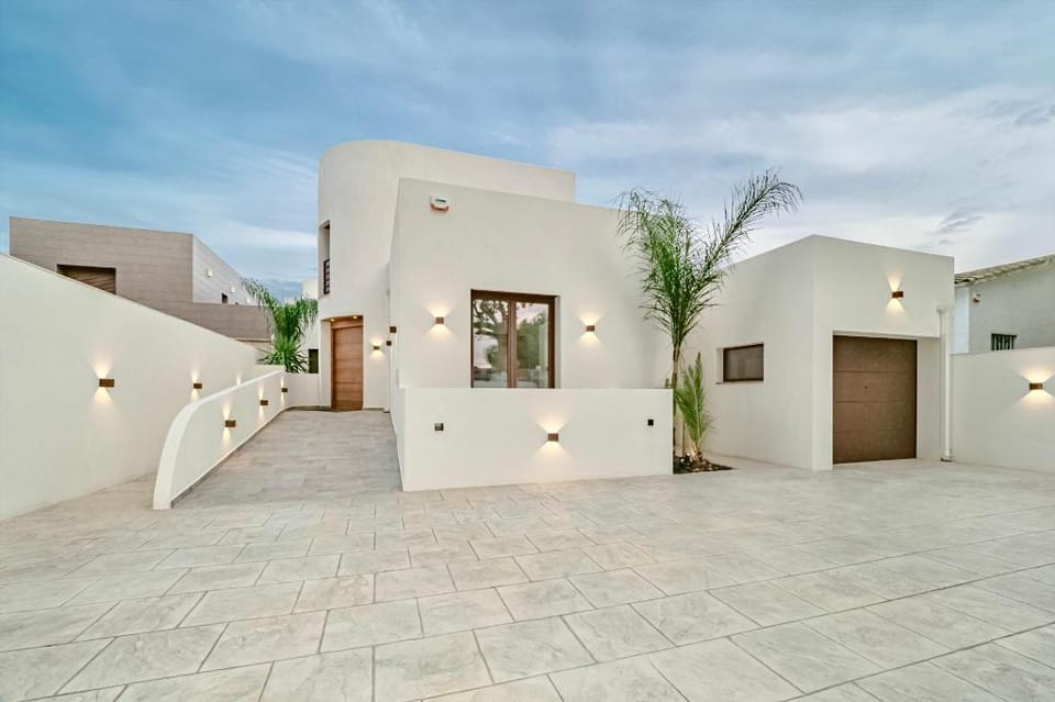 Villa N15 en plein cœur de la Marina, proche de Rosas, Costa Brava Villa in Alt Empordà