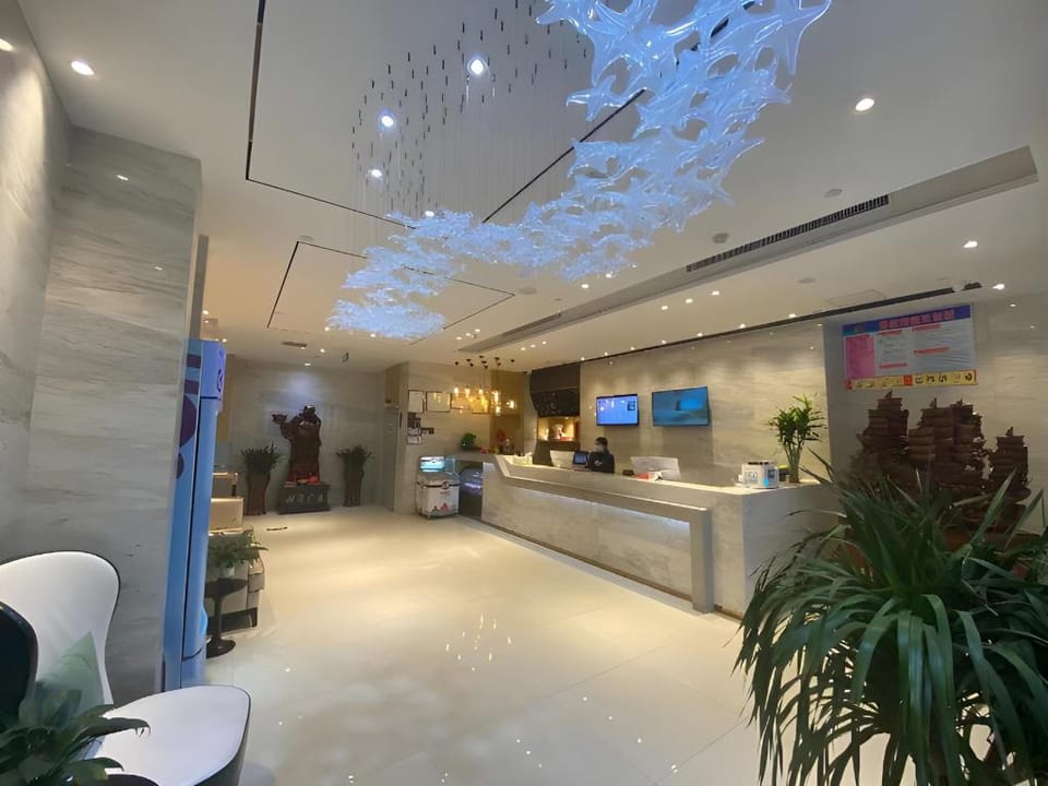 City Comfort Inn Heze Railway Station Zhonghua Road Hotel in Shandong
