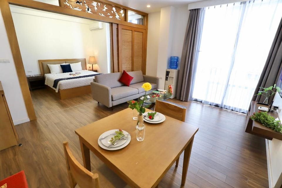 HN moon Apartment in Hanoi