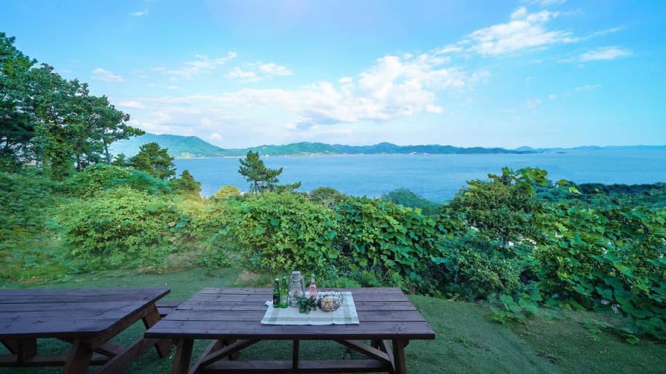 SunCheon JeonMangjoeungot Pension Bed and Breakfast in South Korea