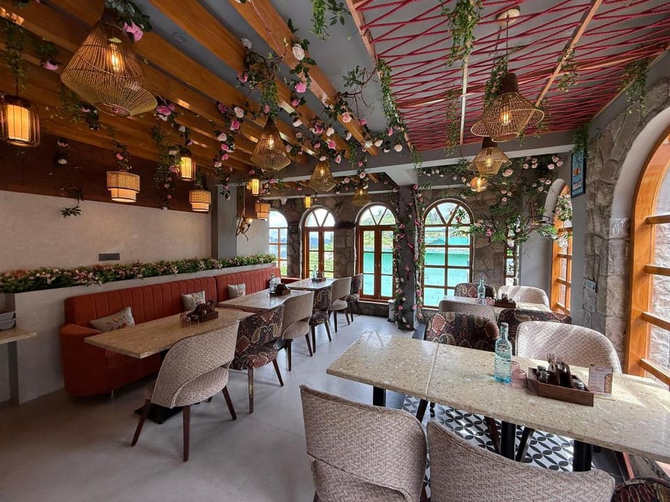 HOTEL ALPINE MUSK Hotel in Uttarakhand