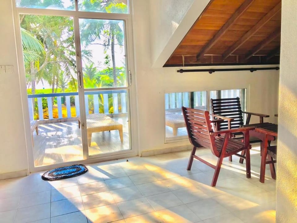 Villa in Waikkal beach Negombo Villa in Western Province