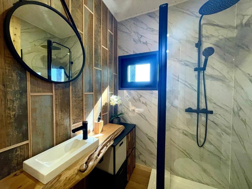 Bruval Eco Retreat - Spring Tiny House Vacation rental in Porto District