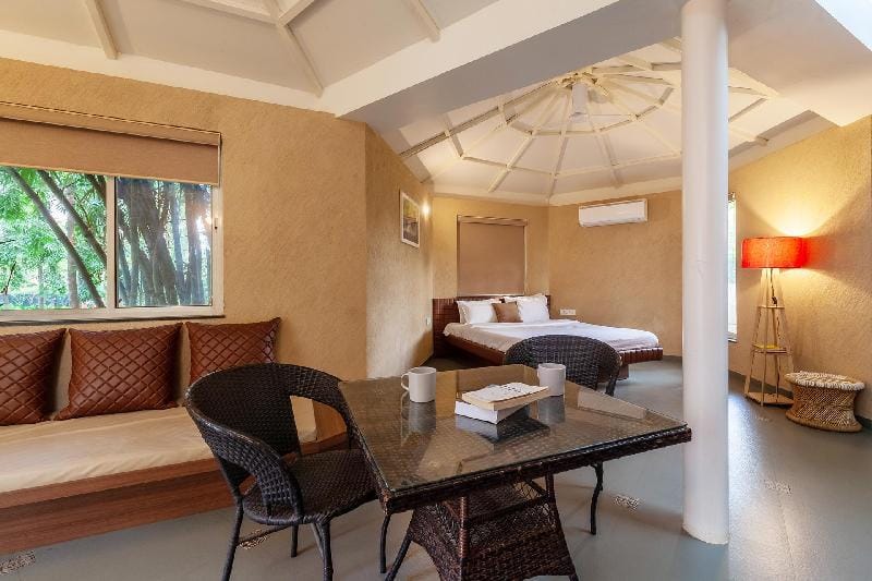 StayVista at Morning Dew Retreat Villa in Maharashtra