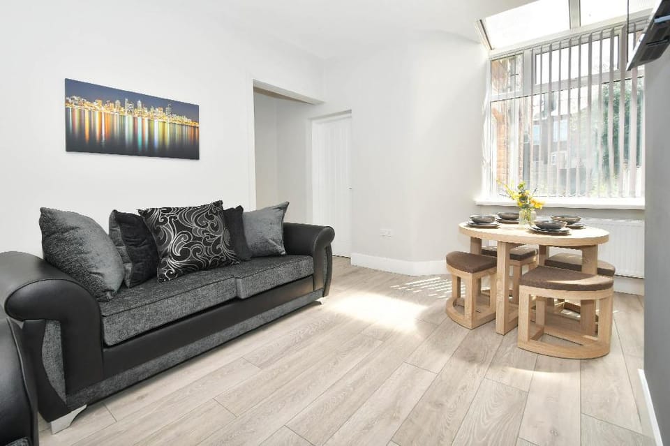 Townhouse @ Lawton Street Crewe Vacation rental in Crewe