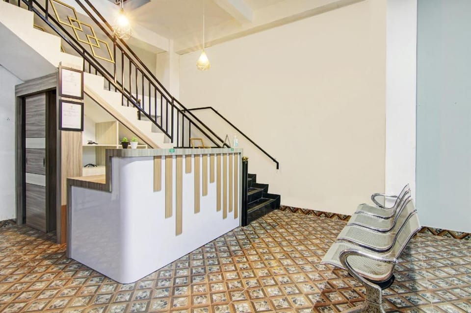 OYO 90704 Nabila Residence Syariah Hotel in Padang