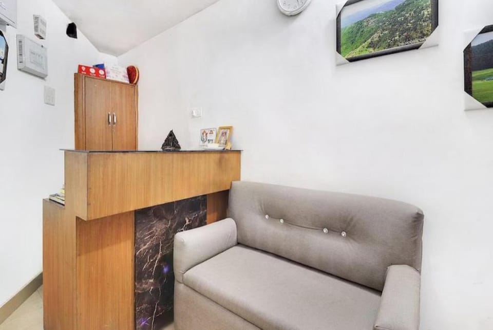 Goroomgo Jasmine Dalhousie Hotel in Himachal Pradesh
