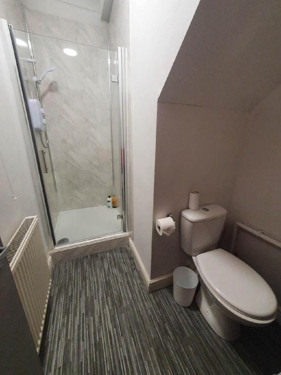 Townhouse @ 110 Etruria Vale Road Stoke  Vacation rental in Stoke-on-Trent