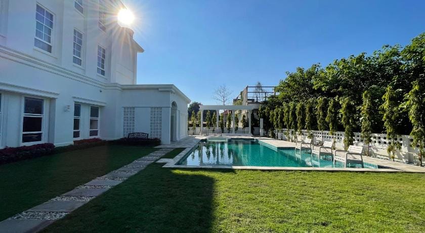 Le Cannes Hotel Hotel in Chiang Mai
