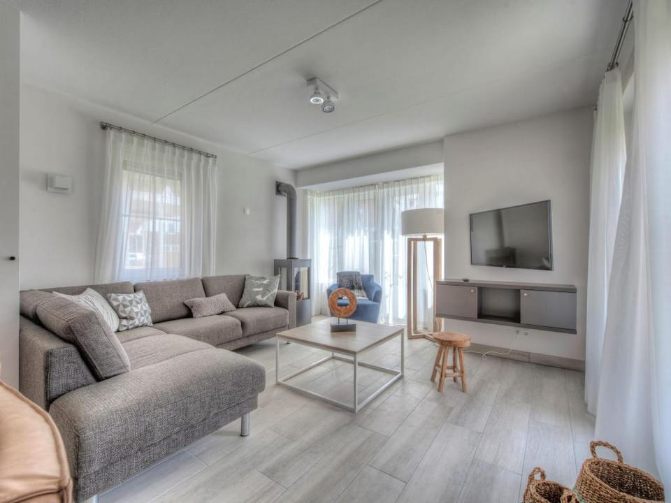 Luxury Villa near Noordzee with Sauna Villa in Koudekerke