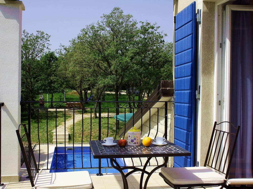 Villa with pool and covered terrace Villa in Istria County