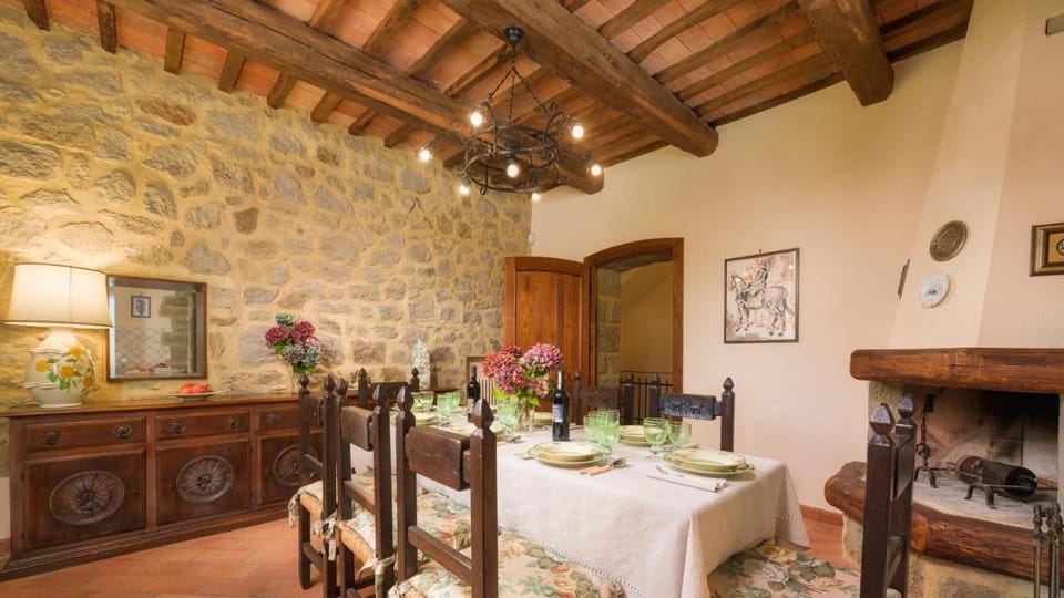 Casale del Castagneto 8, Emma Villas Villa in Lazio