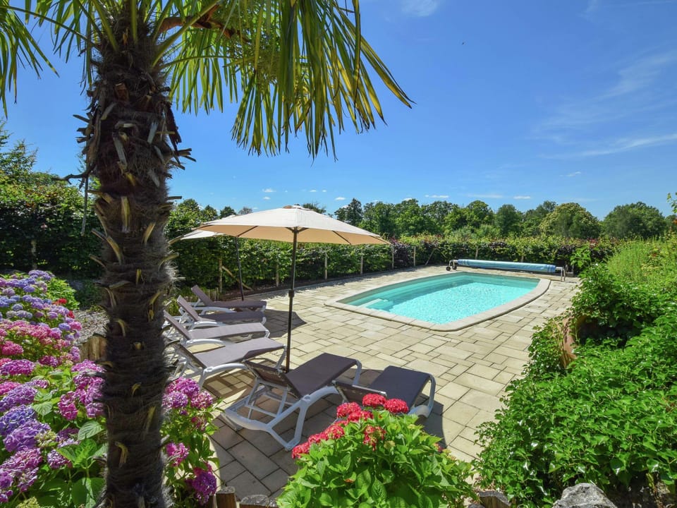 Dreamscape Rustic Elegance Villa in Nouvelle-Aquitaine