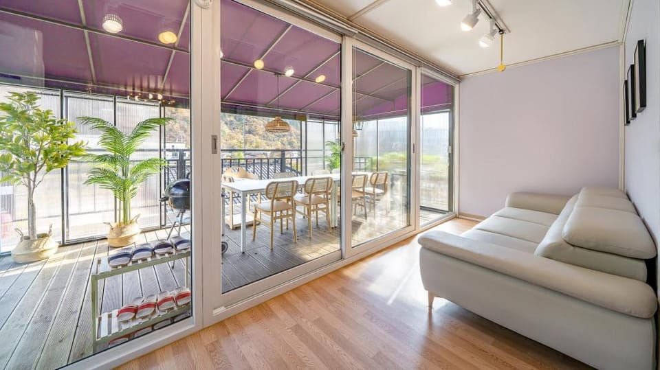 Gapyeong Ddobagi Pet & Spa Glamping Vacation rental in Gyeonggi-do
