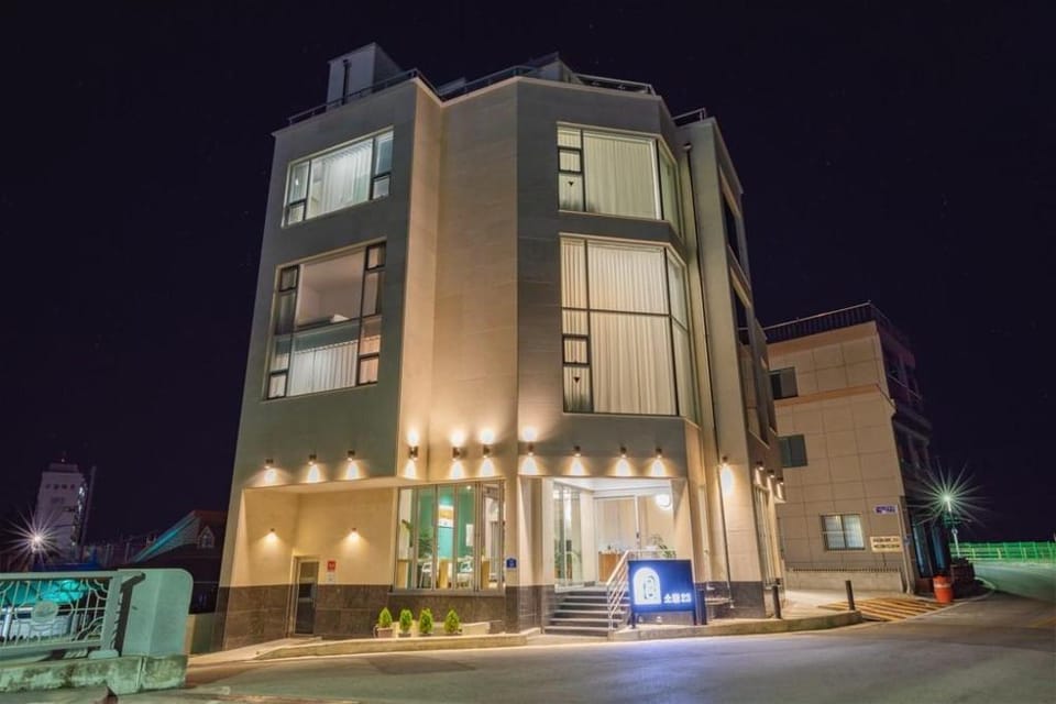 Gangneung Sodol23 Poolvilla Bed and Breakfast in South Korea