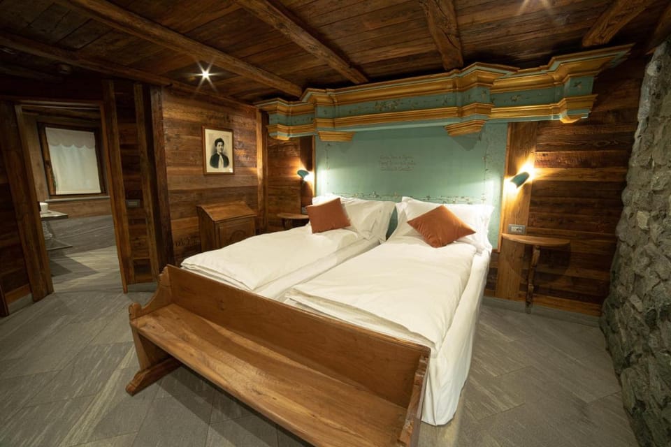 Café Quinson Relais de Charme Bed and Breakfast in Morgex