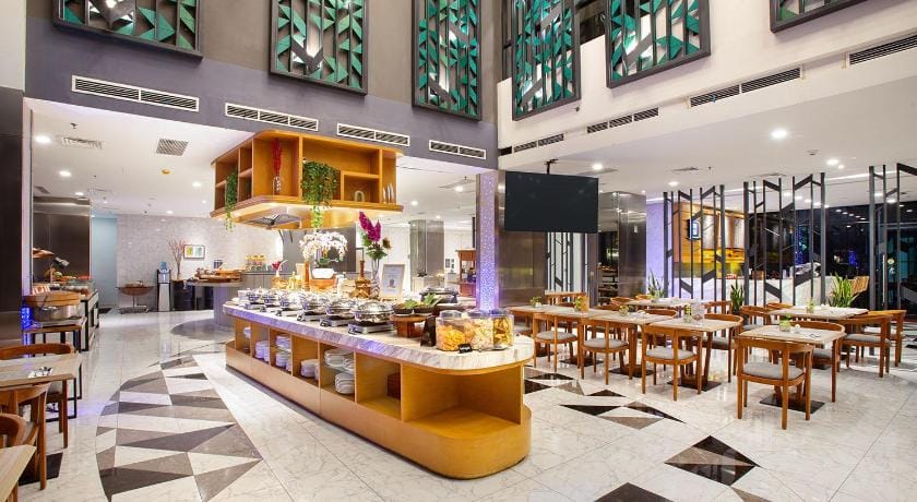 THE 1O1 Jakarta Airport CBC Hotel in Jakarta