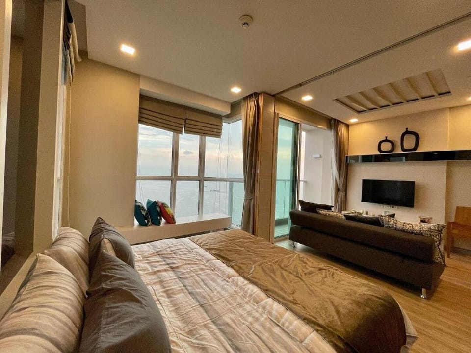 O2 Luxurious Sea view 1 BR Cetus Pattaya High FL Vacation rental in Pattaya City