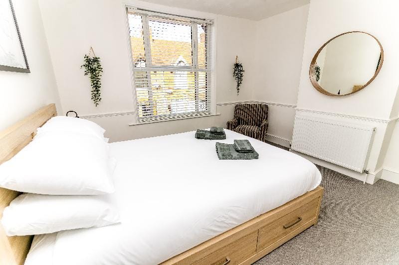Beautiful City-Centre Townhouse with Hot Tub Apartment in Norwich