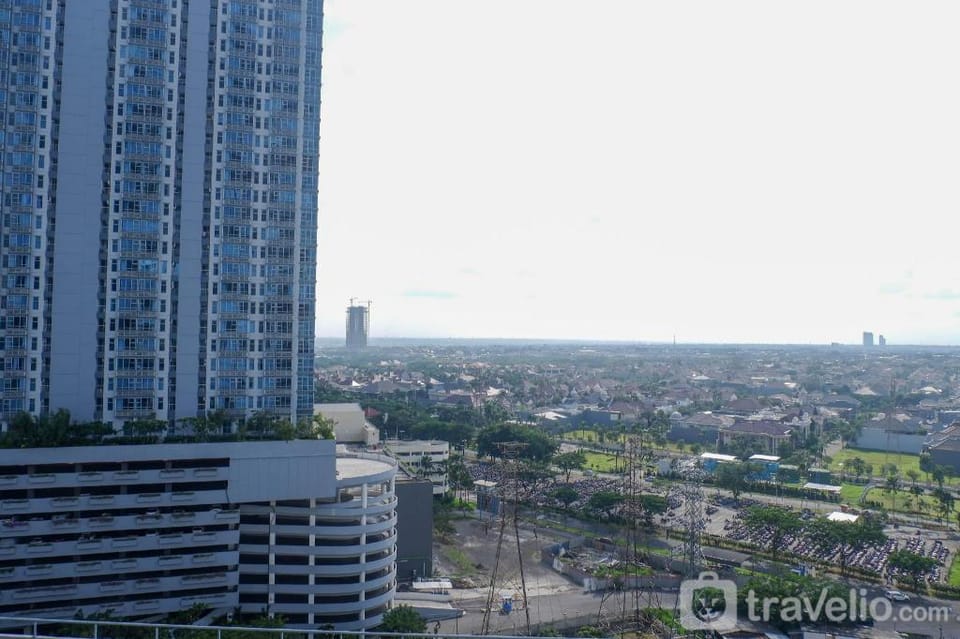 Comfy Studio Apt Supermall Mansion By Travelio Apartment in Surabaya