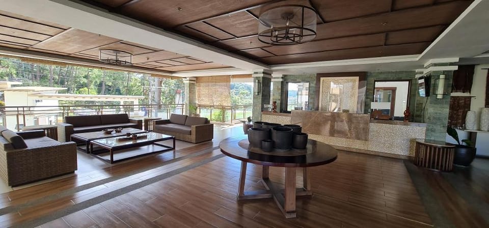 Bristle Ridge Condominium Bluebird 110 Apartment in Baguio