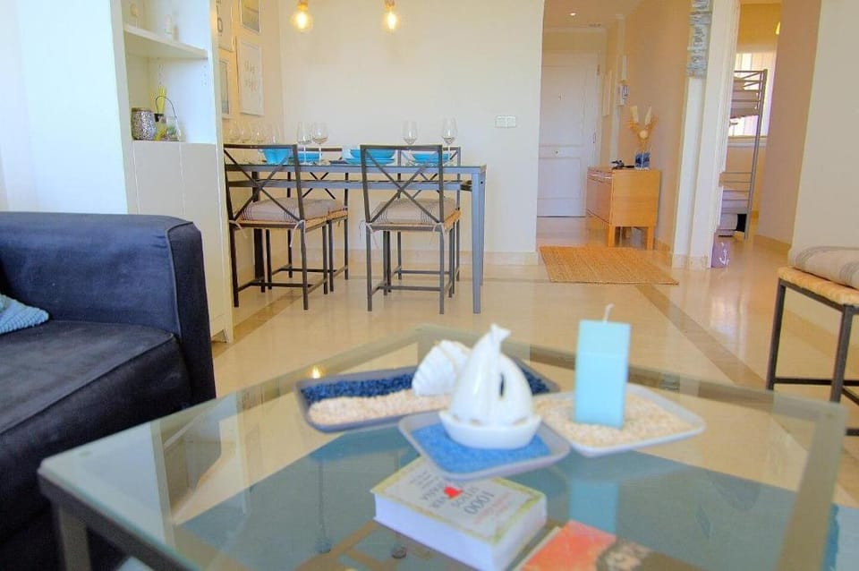 BlueBay Apartement - CT 108 Apartment in Costa del Sol