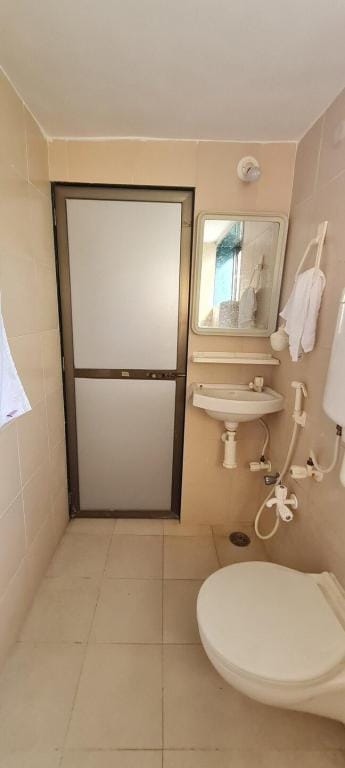 Spacious Family Villa, Pool, Near Beach, Fast WiFi Villa in Maharashtra