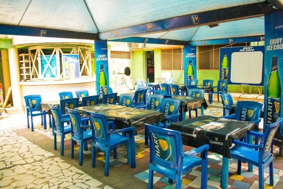 Amenze Guest House Hotel in Lagos