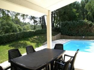 Villa in Moliets near Golf Course  Pool Villa in Moliets-et-Maa