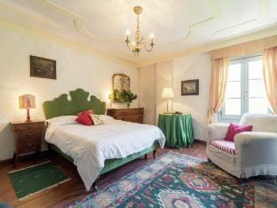 Villa in Venice with Private Pool  Park Villa in Veneto