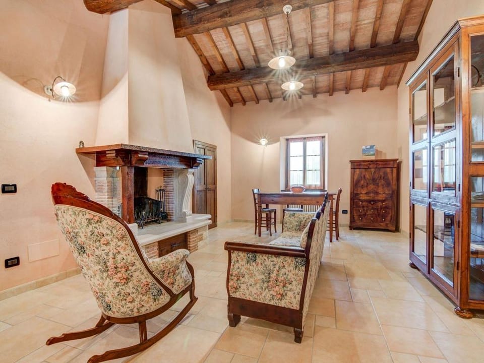 Holiday Home in Urbania with Hill Views Vacation rental in Marche