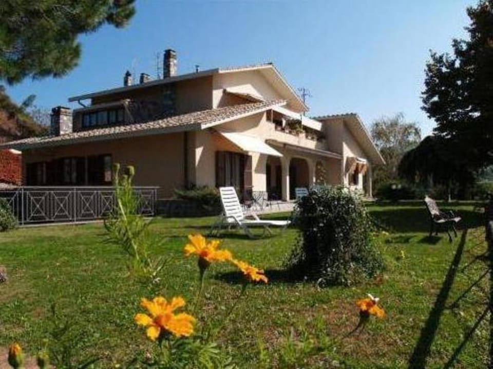 Agriturismo Le Vigne Apartment in Tuscany