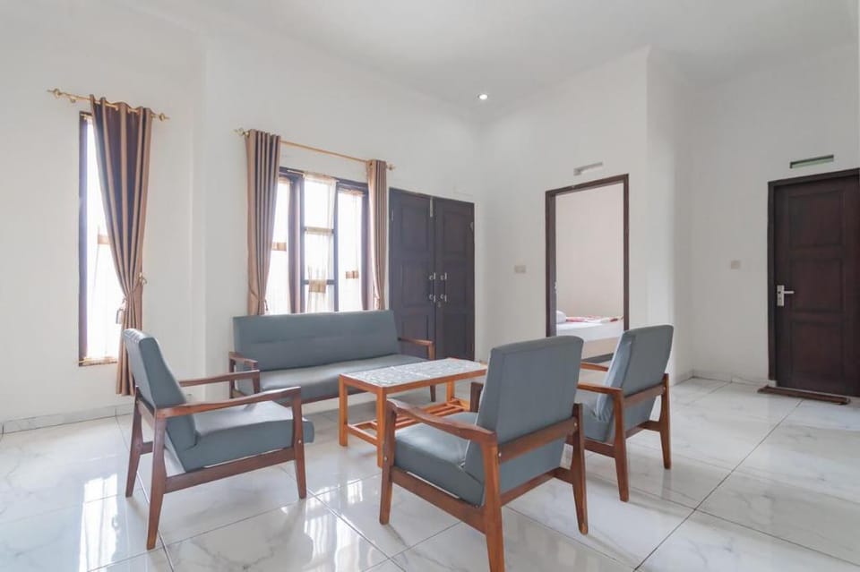Small Homestay Syariah Sikembar Ciwidey Mitra RedDoorz Vacation rental in West Java