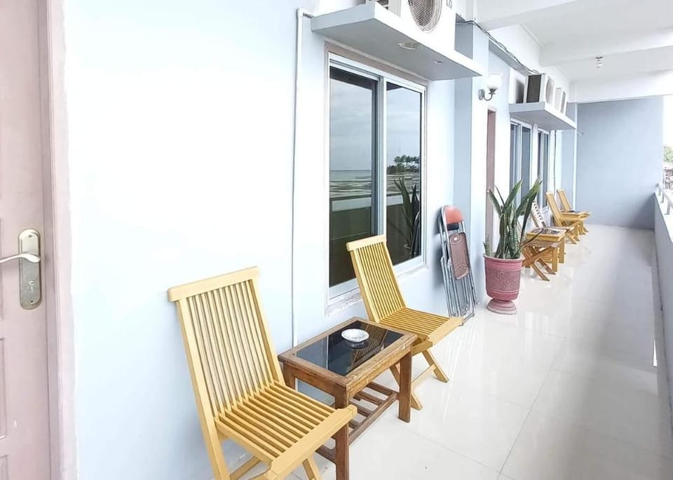 RedDoorz near Poso City Mall Hotel in Indonesia