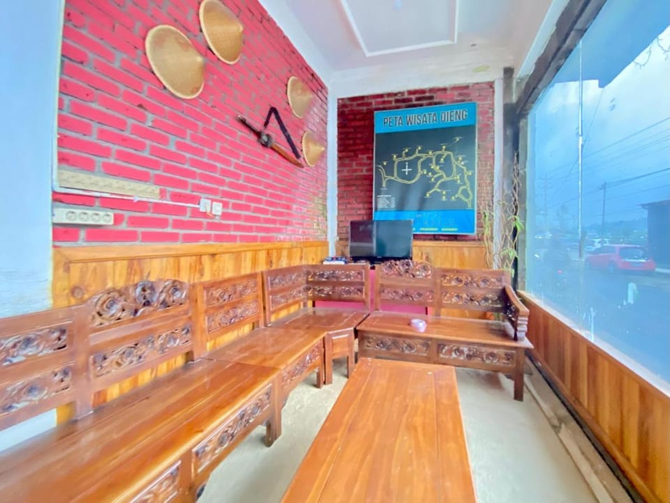 Homestay Batu Kelir Syariah Dieng Mitra RedDoorz Hotel in Indonesia