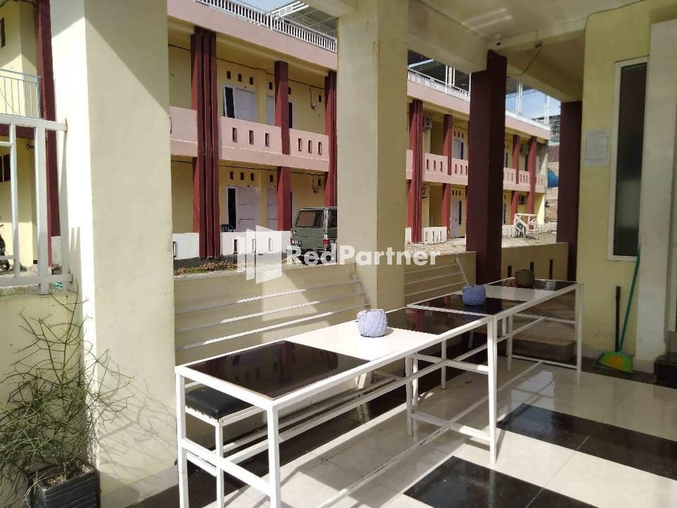 Boarding House Syariah MM Bone RedPartner Hotel in Indonesia