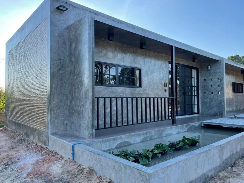 Mueang Bueng Kan Villas Villa in Laos