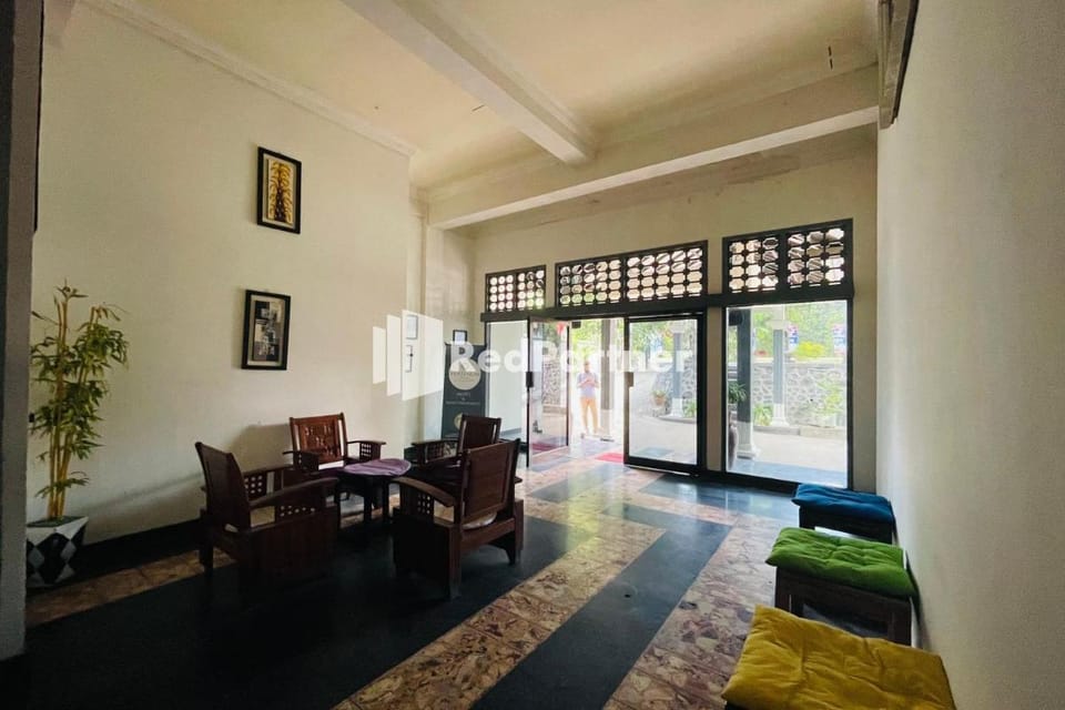 Langko 48 RedPartner Hotel in West Nusa Tenggara, Indonesia
