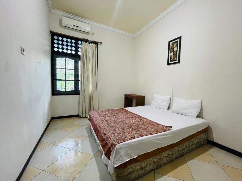 Langko 48 RedPartner Hotel in West Nusa Tenggara, Indonesia