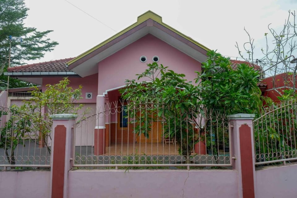 KoolKost Syariah near Living Plaza Purwokerto Apartment in Indonesia