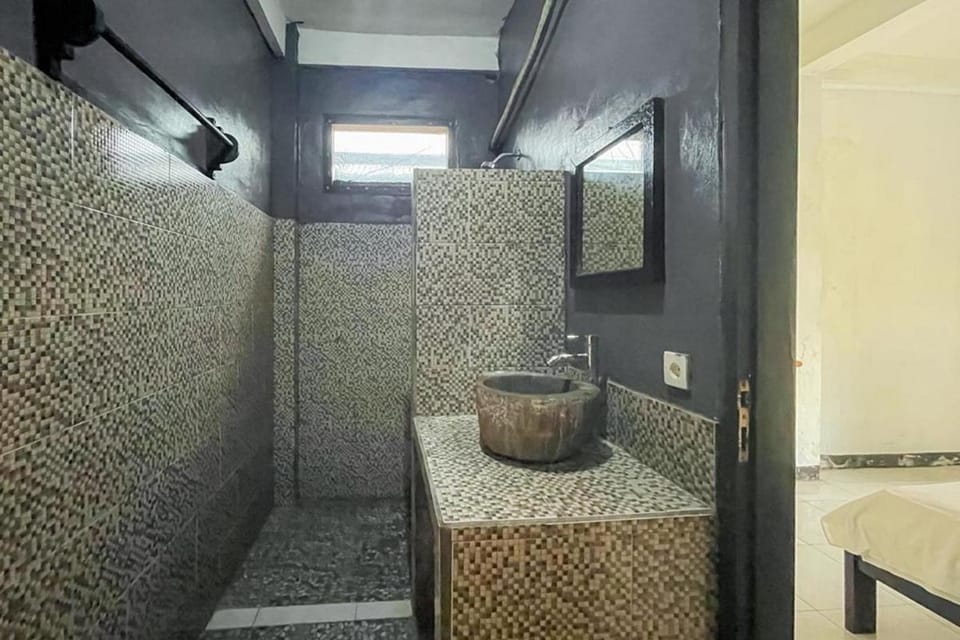 711 Gili Trawangan Mitra RedDoorz Hotel in Pemenang