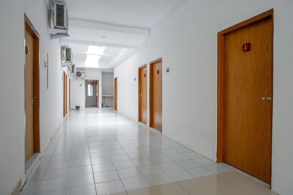 RedDoorz near GOR UNY Hotel in Yogyakarta